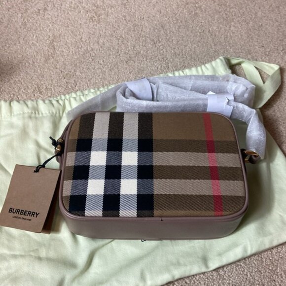 BNWT - BURBERRY SMALL PLAID CHECKERED TAN LEATHER CAMERA CROSSBODY BAG - Picture 4 of 5